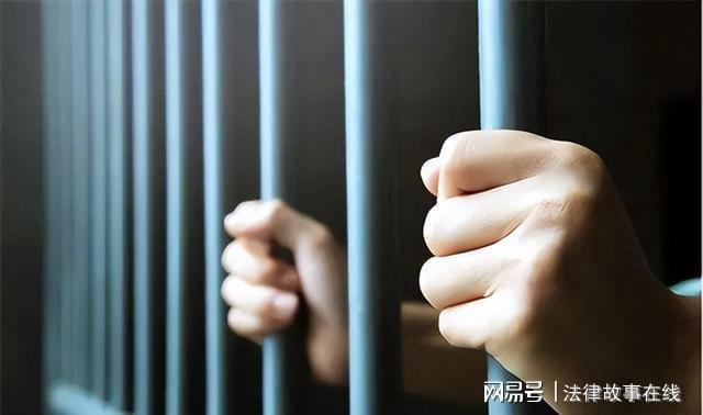 回顾：2019年浙江一起富婆出轨健身教星空体育官网练引发的伦理悲剧(图5)