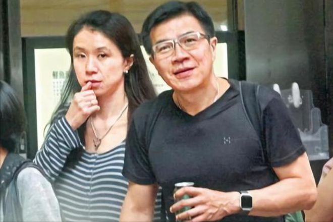 香港星空体育App下载教授将2个瑜伽球放入车内毒死妻子和女儿法院：终身监禁(图6)